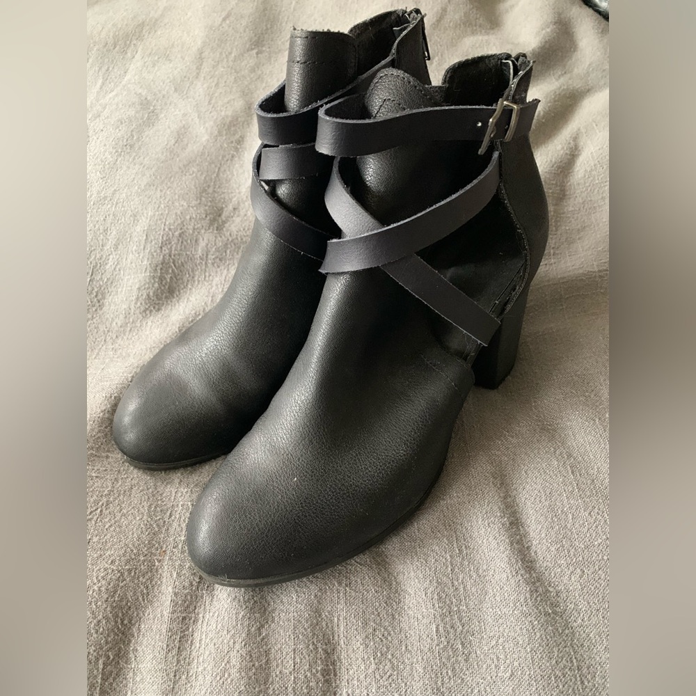 Leather Cutout Booties
